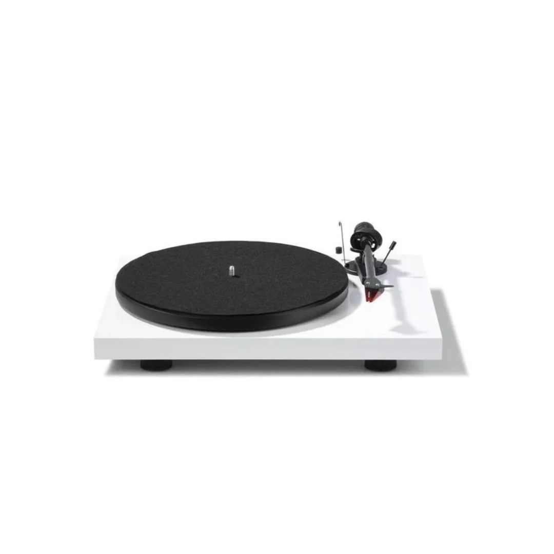 Pro-Ject Audio Debut Carbon DC Espri Belt-Drive Turntable